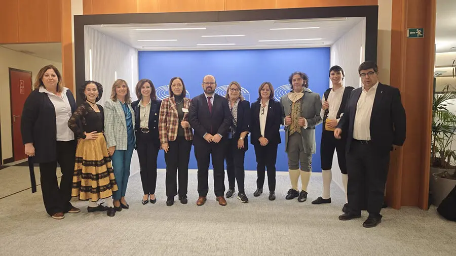 Presentaci&oacute;n de la candidatura de Cari&ntilde;ena como Ciudad Europea del Vino en Bruselas. / HA