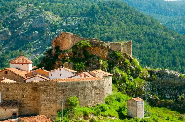 Linares de Mora es uno de los Pueblos M&aacute;s Bonitos de Espa&ntilde;a