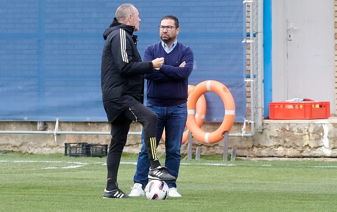 V&iacute;ctor Fern&aacute;ndez y Juan Carlos Cordero / REAL ZARAGOZA