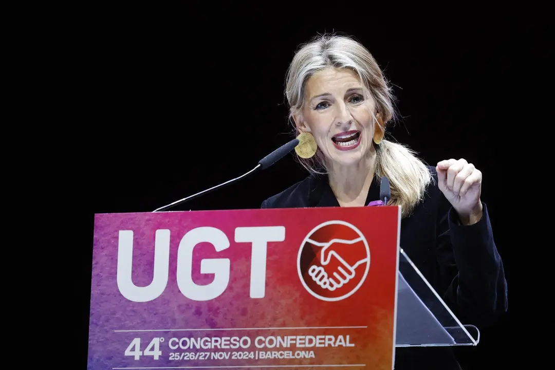 La vicepresidenta segunda y ministra de Trabajo y Econom&iacute;a Social, Yolanda D&iacute;az, interviene durante el 44 Congreso Confederal de UGT, en el Auditorio del Centro de Convenciones Internacionales de Barcelona, a 25 de noviembre de 2024, en Barcelona, Catalunya (Espa&ntilde;a). En el congreso, que se celebrar&aacute; del 25 al 27 de noviembre, reunir&aacute; a unos 1500 sindicalistas que abordar&aacute;n la reducci&oacute;n de la jornada laboral, el acceso a la vivienda y el salario m&iacute;nimo interprofesional (SMI), entre otras

Kike Rinc&oacute;n / Europa Press
25 NOVIEMBRE 2024;UGT;CONGRESO;CONFEDERAL;AUDITORIO;CENTRO;CONVENCIONES;INTERNACIONALES;BARCELONA;JORNADA LABORAL
25/11/2024