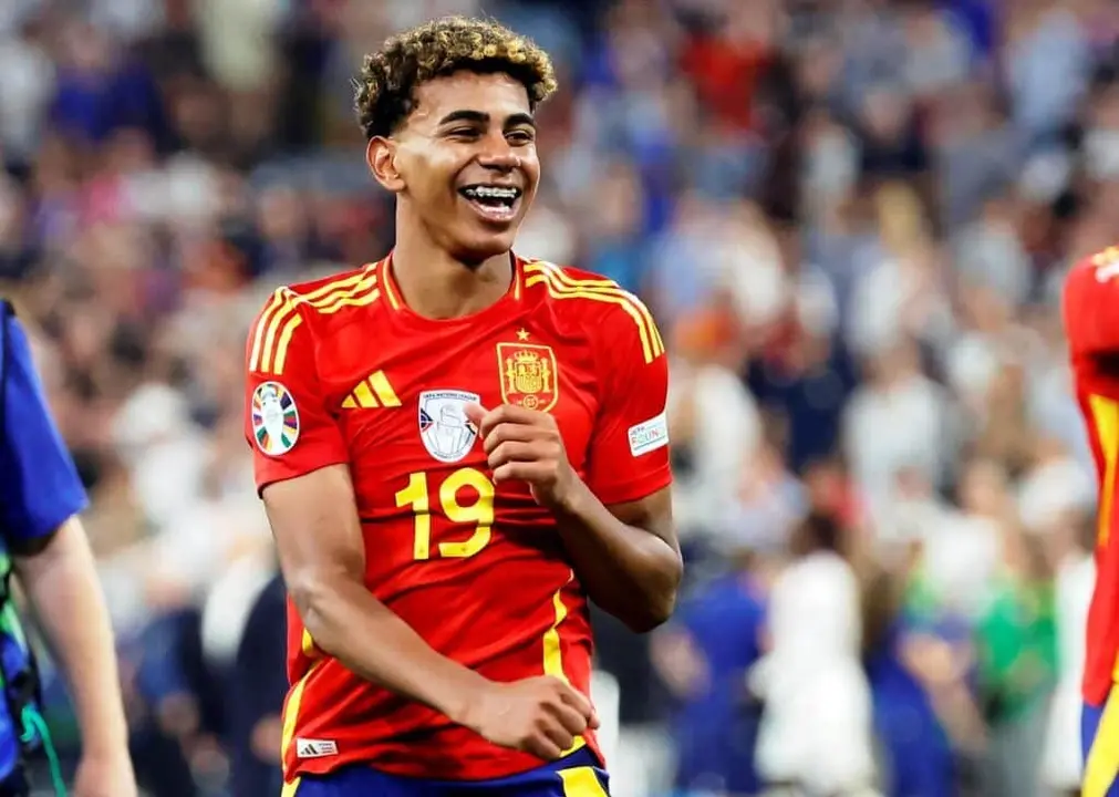 Lamine Yamal con Espa&ntilde;a / RFEF