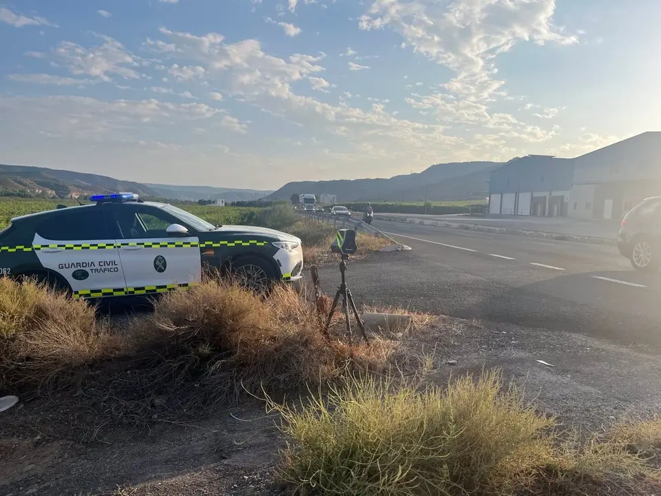 Control de velocidad / Guardia Civil