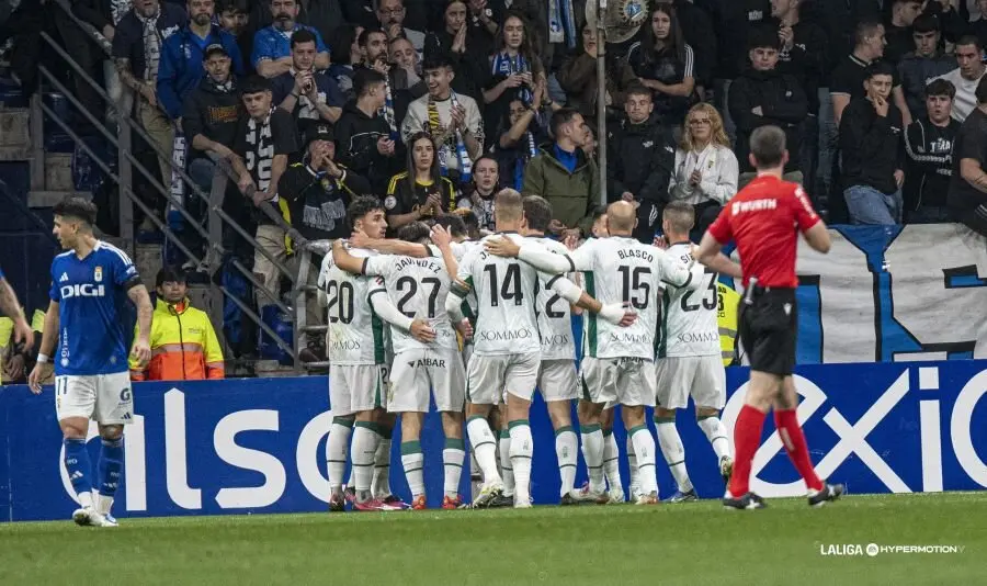 La SD Huesca en Oviedo / LFP