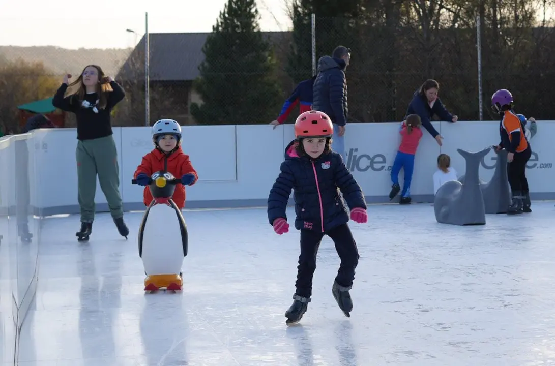 Patinaje en Biescas y Villan&uacute;a