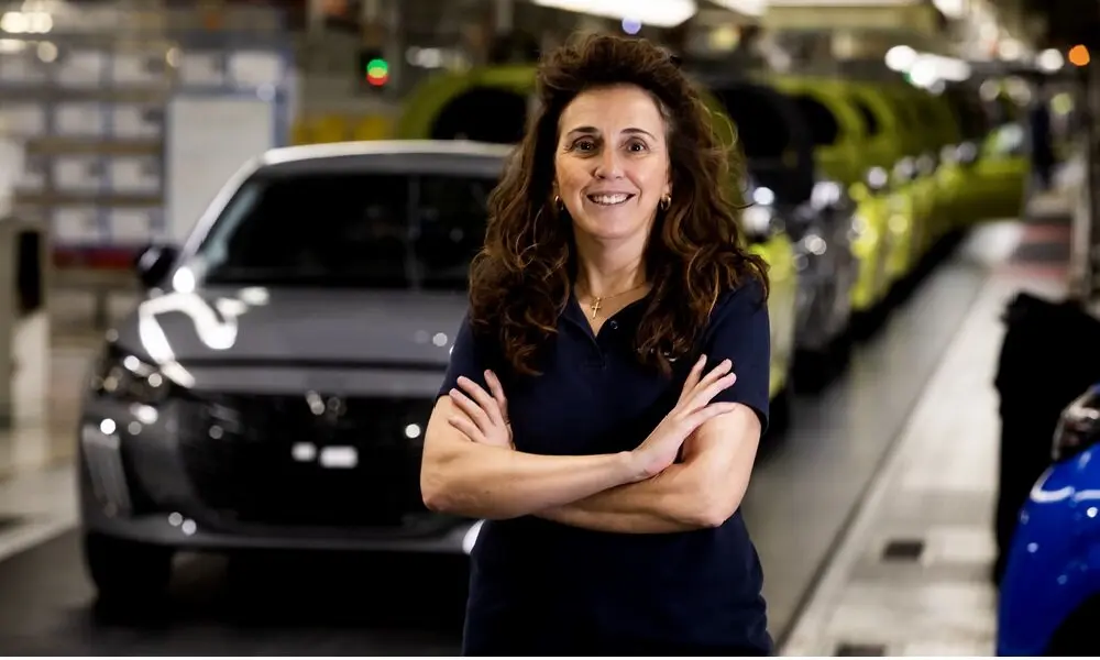 Susana Remacha, directora de la planta de Stellantis Zaragoza / HA