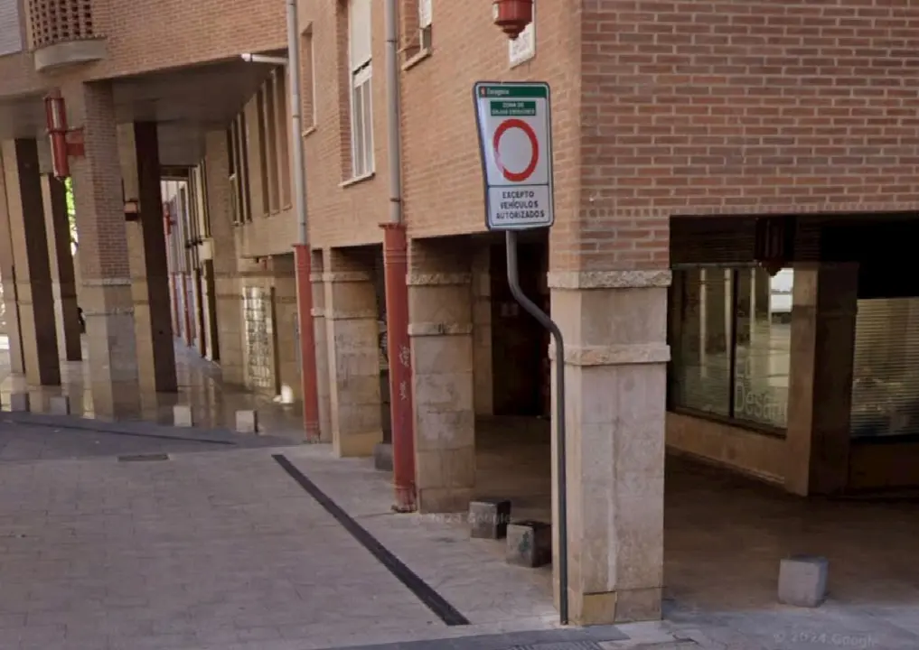 Calle Sepulcro en pleno Casco Hist&oacute;rico de Zaragoza donde se produc&iacute;an los hechos /H.A.