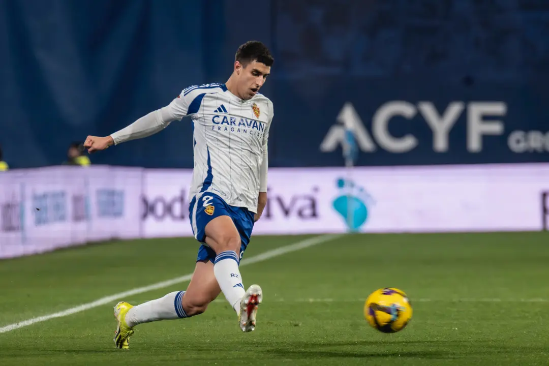 Marcos Luna con el Real Zaragoza / MARCOS CEBRI&Aacute;N