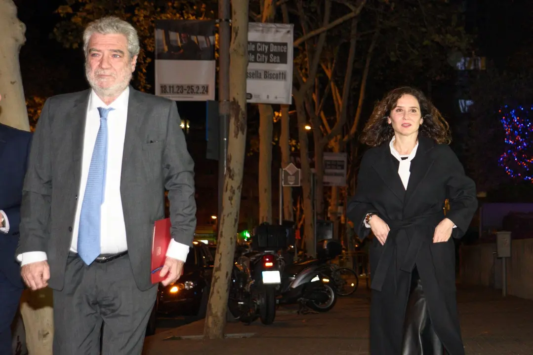 Miguel &Aacute;ngel Rodr&iacute;guez e Isabel D&iacute;az Ayuso, en Barcelona