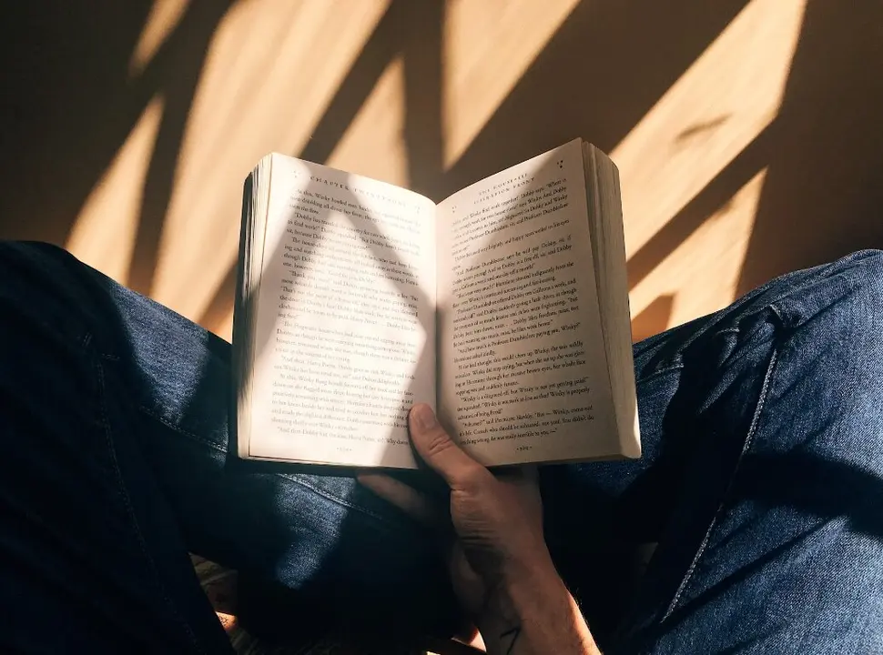 leyendo