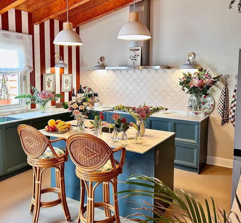 Esta casa rural tiene la decoraci&oacute;n cuidada al detalle / Casa Botero