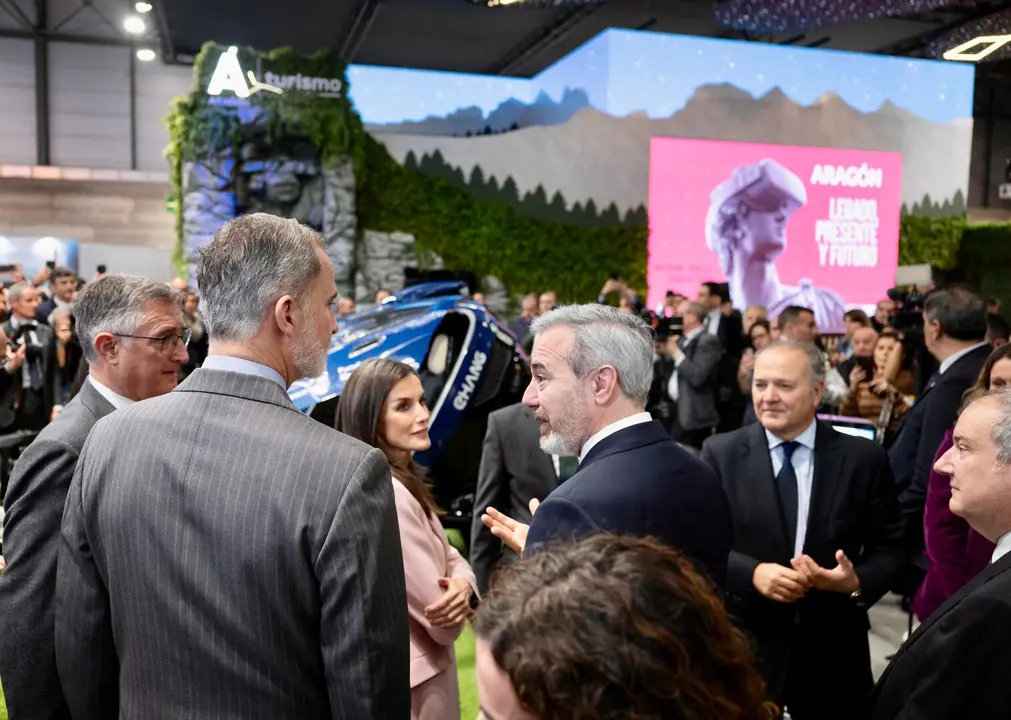 Los Reyes visitan el stand de Arag&oacute;n en Fitur