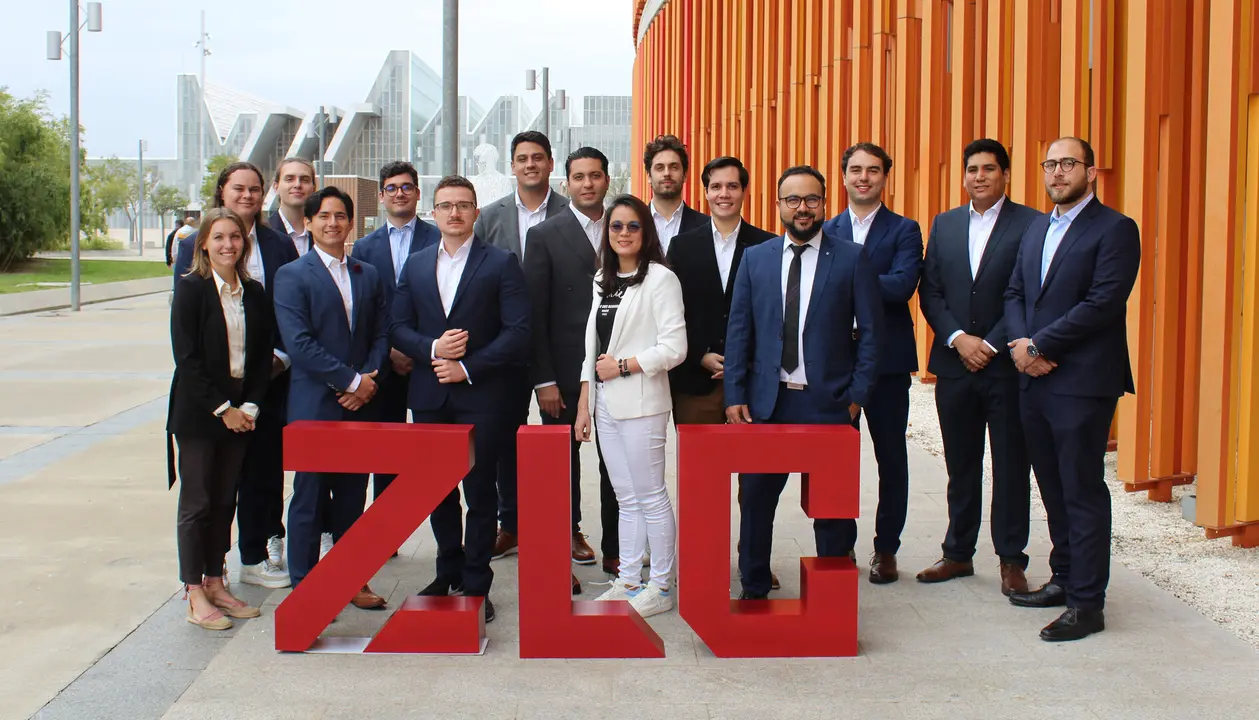 Alumnos del Master of Engineering in Logistics and Supply Chain Management (ZLOG).