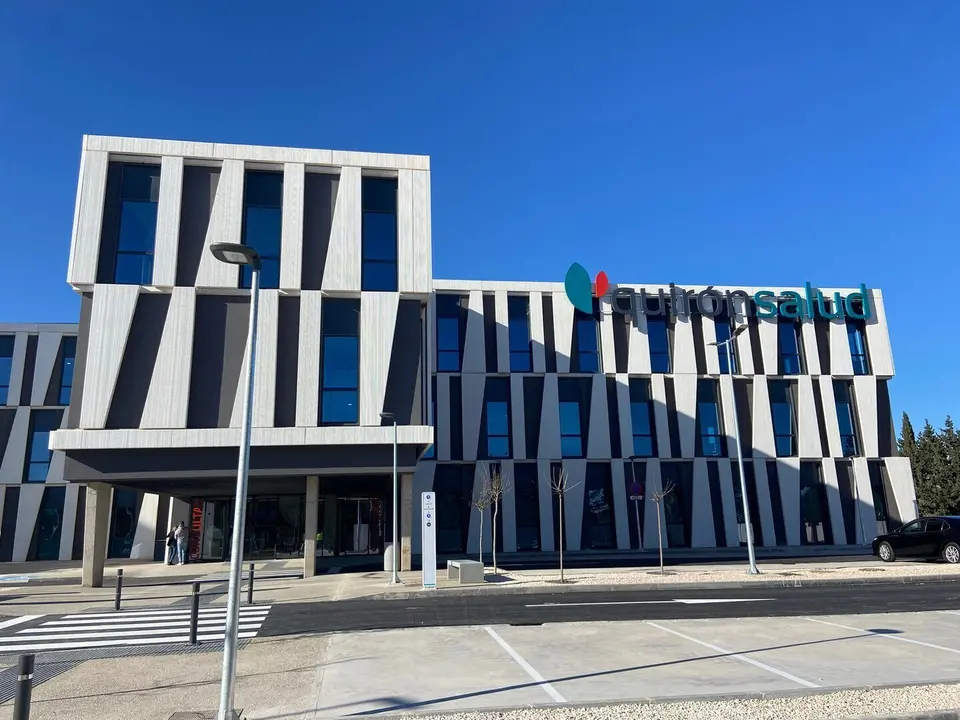 Nuevos Hospital Quir&oacute;nsalud de Zaragoza. HA