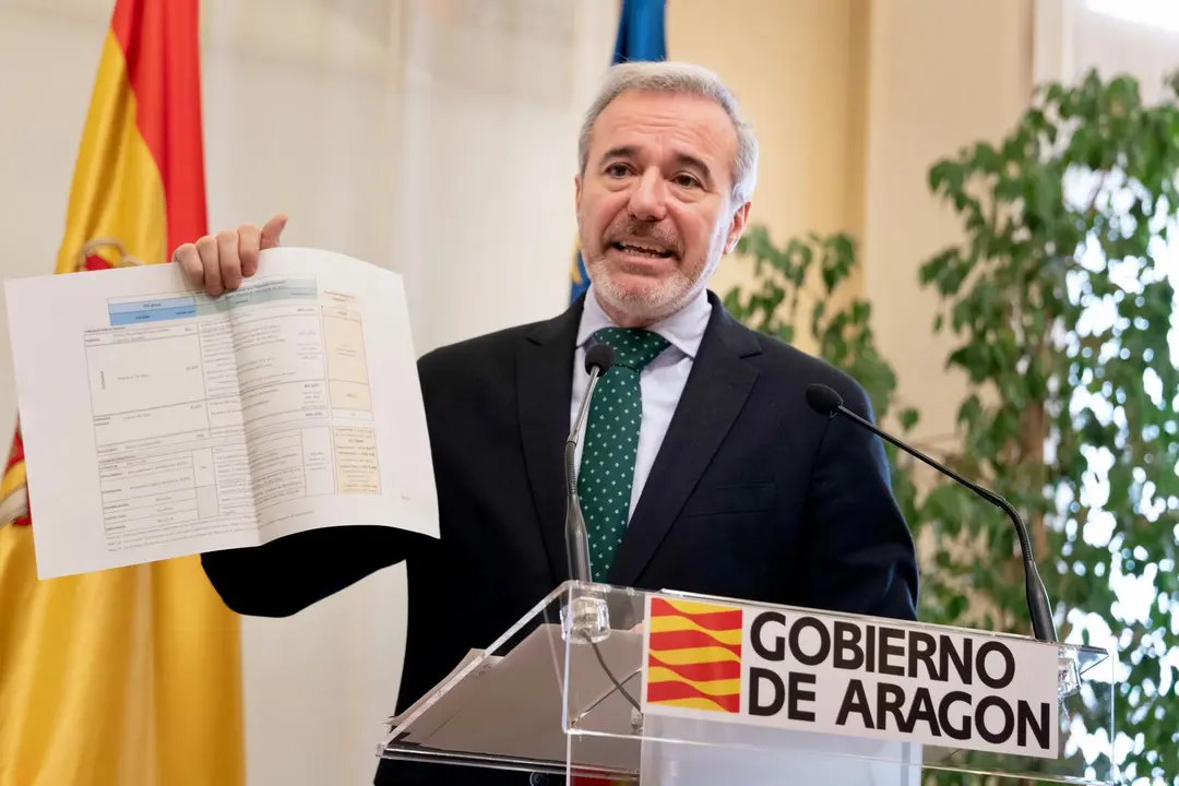 El presidente del Gobierno de Arag&oacute;n, Jorge Azc&oacute;n, en la rueda de prensa sobre financiaci&oacute;n auton&oacute;mica
