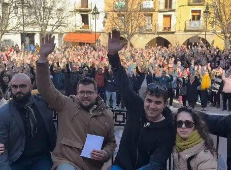Concentraci&oacute;n este viernes en la plaza Espa&ntilde;a de Caspe. / APEC