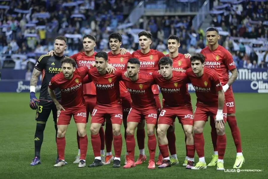 Once inicial del Real Zaragoza ante el M&aacute;laga CF / LALIGA