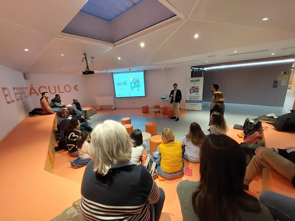 Presentaci&oacute;n de la Escuela Solar de El Burgo de Ebro.