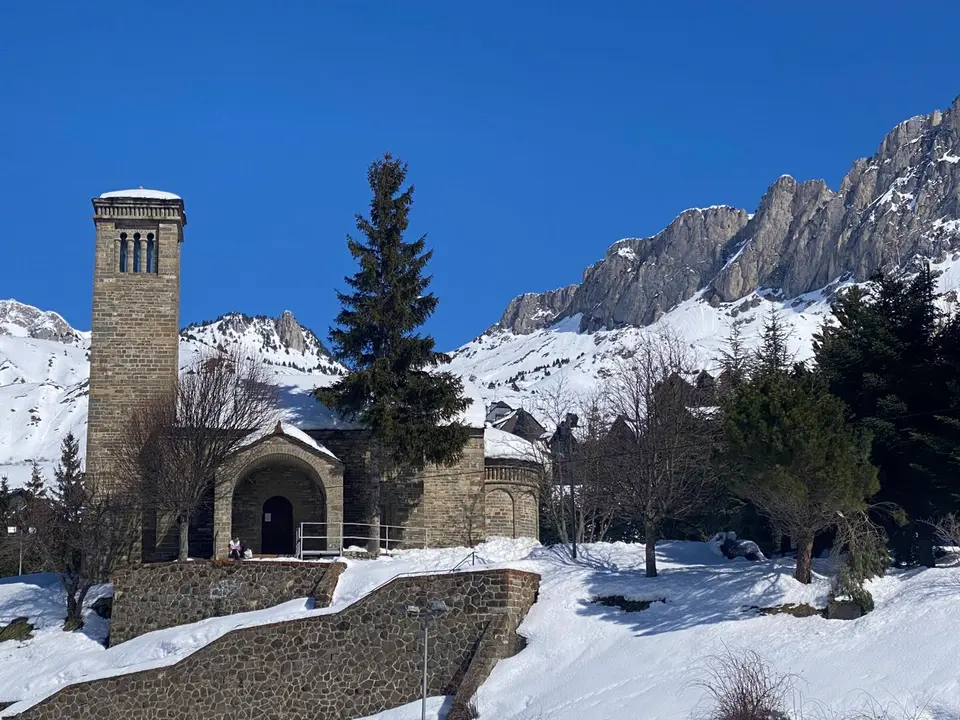Iglesia de San Basar&aacute;n, Formigal ./ Valle de Tena