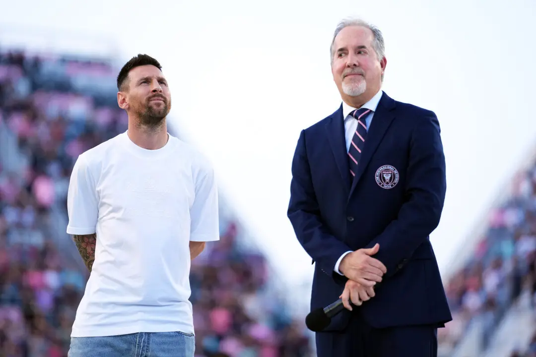 Jorge Mas y Messi / Rich Storry-Imagn Images