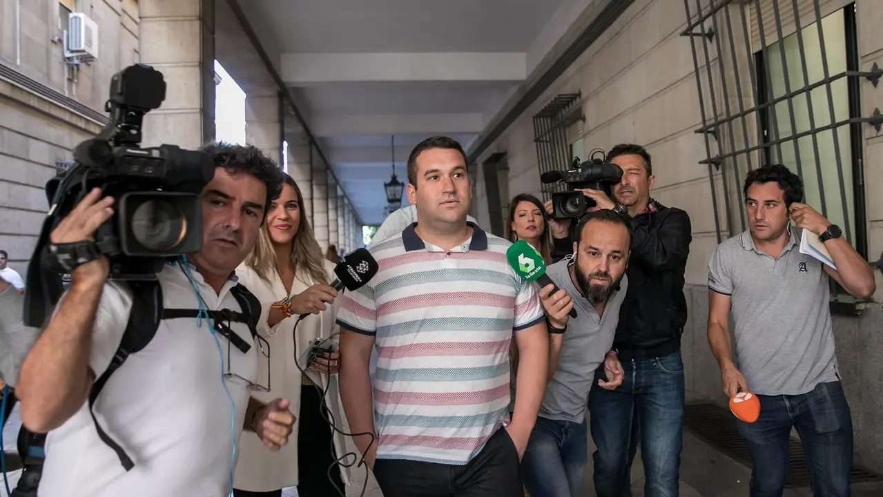 Jos&eacute; &Aacute;ngel Prenda miembro de 'La Manada' saliendo de los juzgados de Sevilla / Jes&uacute;s Prieto. EP