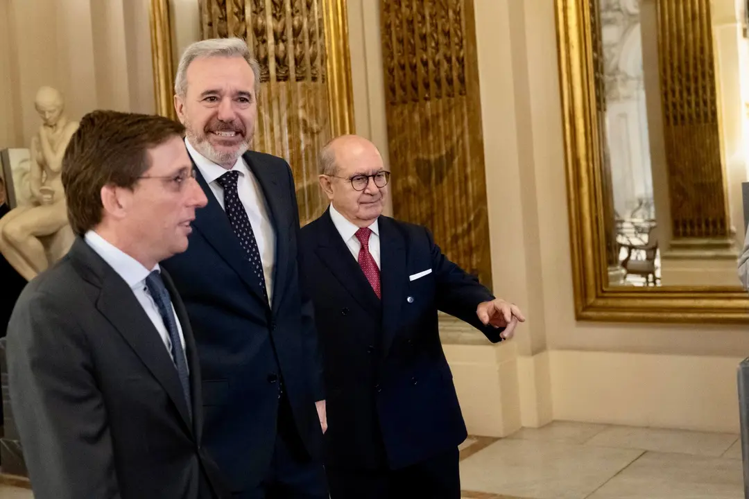 El alcalde de Madrid, Jose Luis Mart&iacute;nez Almeida, y el presidente de Arag&oacute;n, Jorge Azc&oacute;n