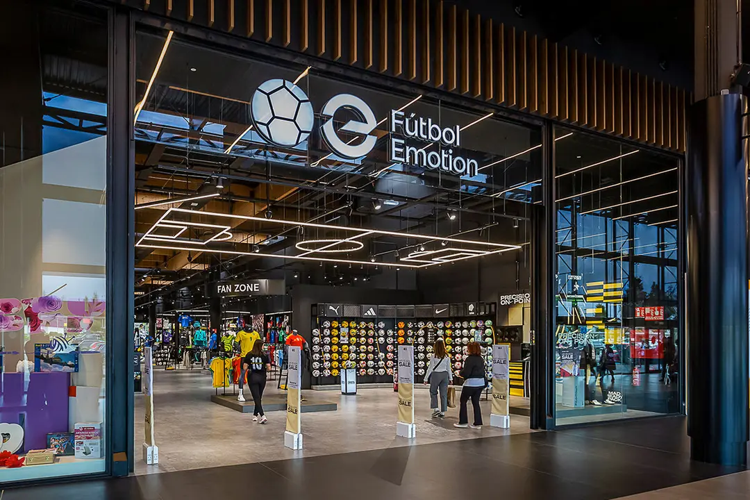 Tienda de Futbol Emotion en Asturias ./ Parque Principado