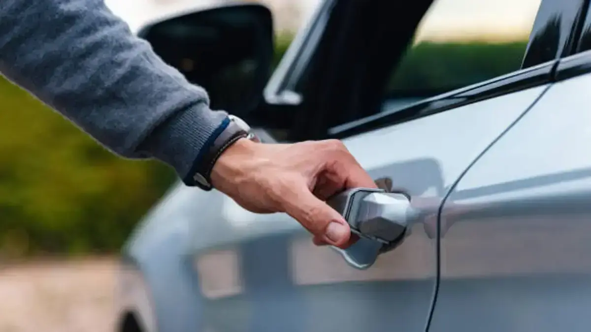 As&iacute; es el nuevo m&eacute;todo de robo en supermercados y gasolineras