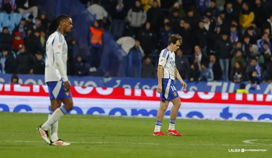Jair y Francho durante un partido con el Real Zaragoza / LaLiga