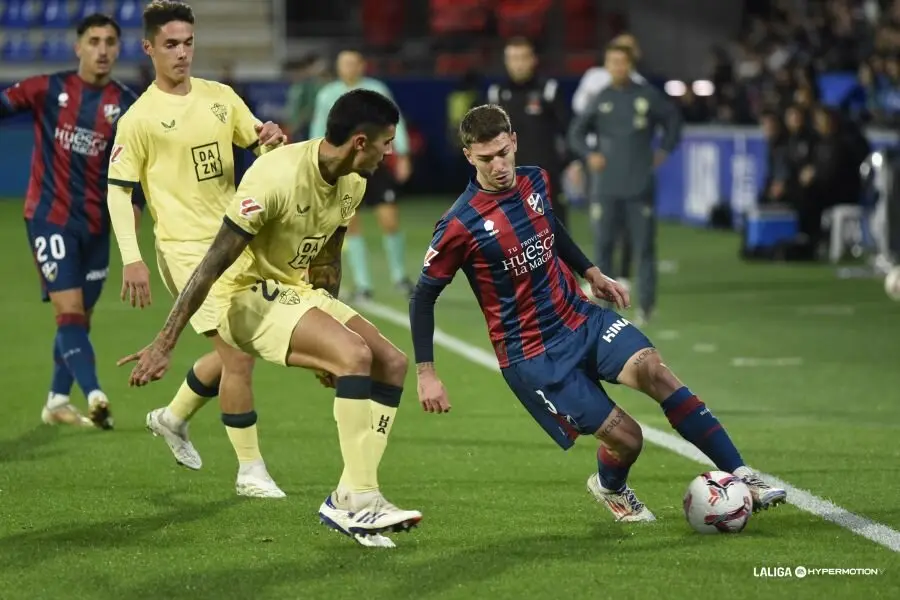 Jordi Mart&iacute;n con la SD Huesca / LaLiga