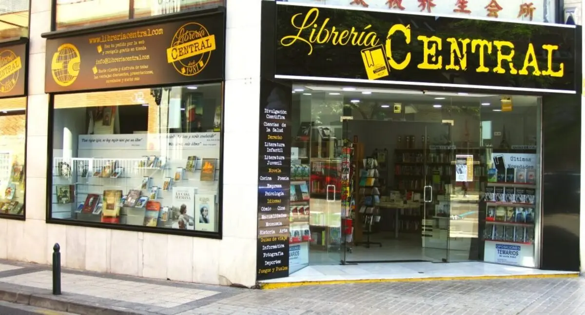 Librer&iacute;a Central Zaragoza