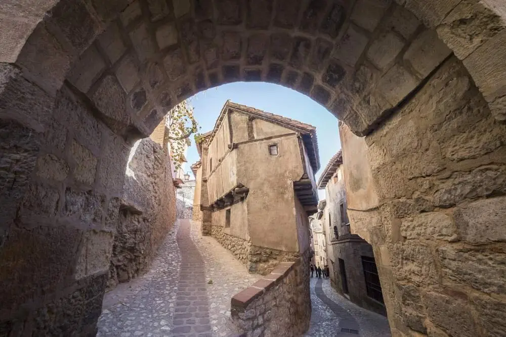 Calles de Albarrac&iacute;n. / Turismo Arag&oacute;n