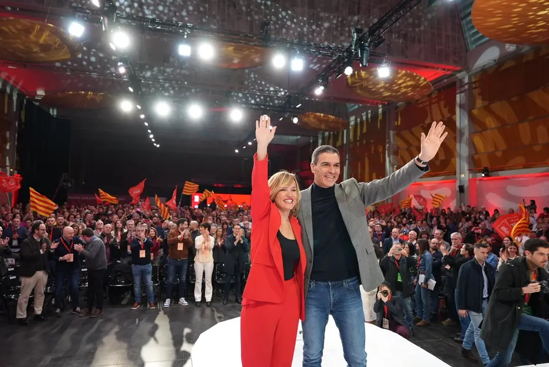 Pilar Alegr&iacute;a y Pedro S&aacute;nchez en Zaragoza