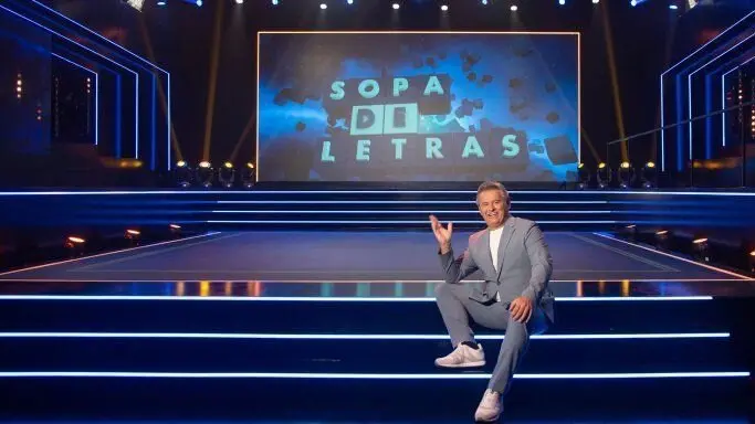Miki Nadal, presentador de 'Sopa de Letras'. / Arag&oacute;n TV