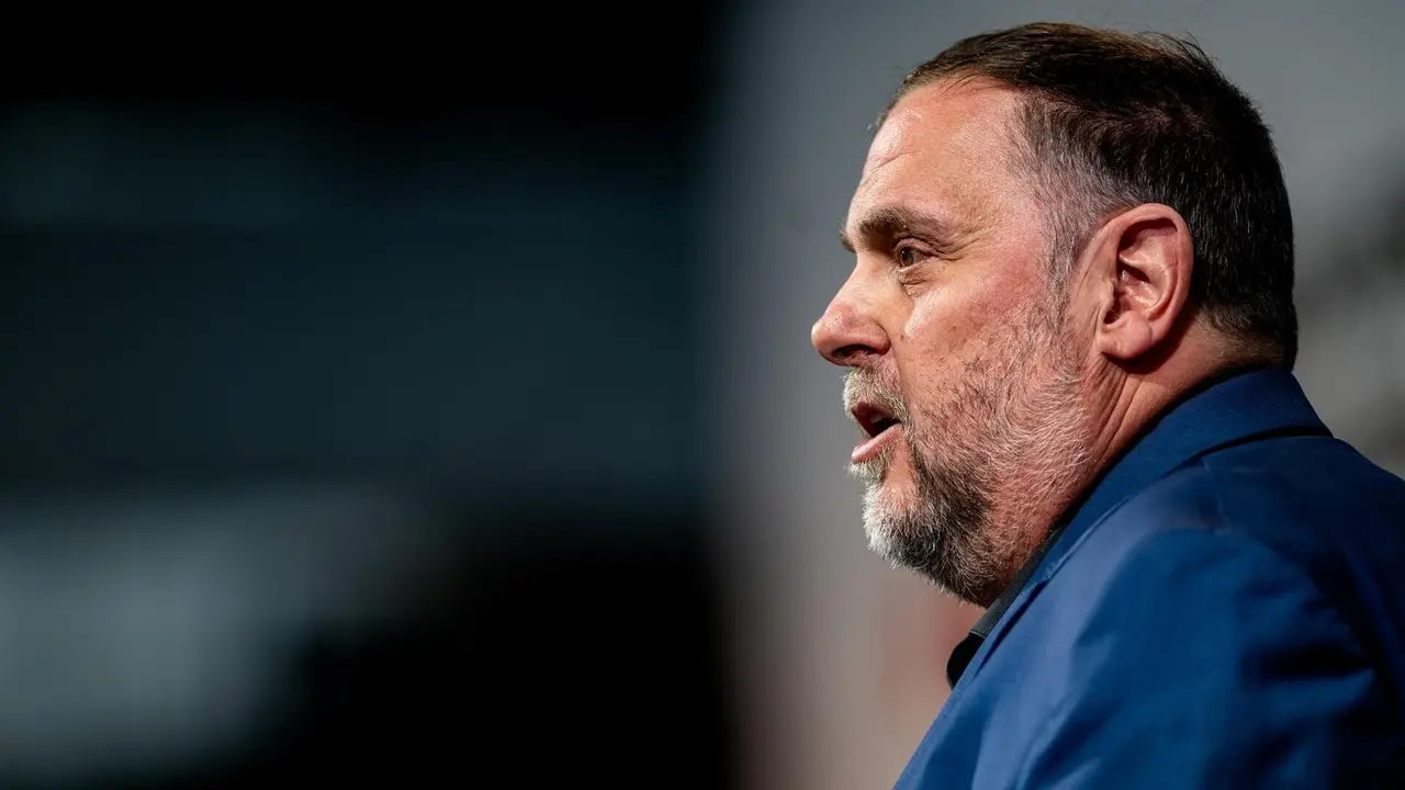 El presidente de ERC, Oriol Junqueras, interviene durante la clausura del 30&ordm; Congreso de Esquerra Republicana (ERC), en Nave Ca n'Oliveres, a 16 de marzo de 2025, en Martorell, Barcelona, Catalu&ntilde;a (Espa&ntilde;a). / Lorena Sop&ecirc;na - EP