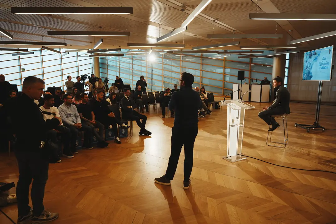 PRESENTACI&Oacute;N DE GABI / &Aacute;LVARO CALVO