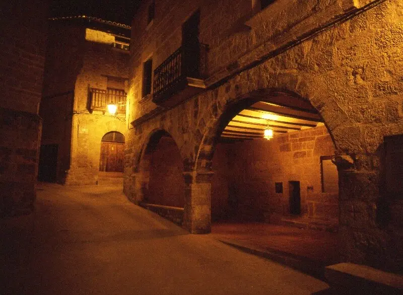 Calles de Belmonte de San Jos&eacute;. / Visita Bajo Arag&oacute;n