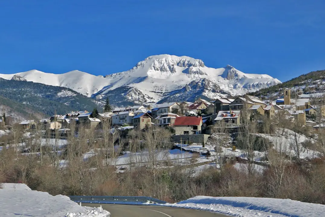 El pueblo m&aacute;s m&aacute;gico de arag&oacute;n en 2025: a 1000 metros y en pleno parque natural