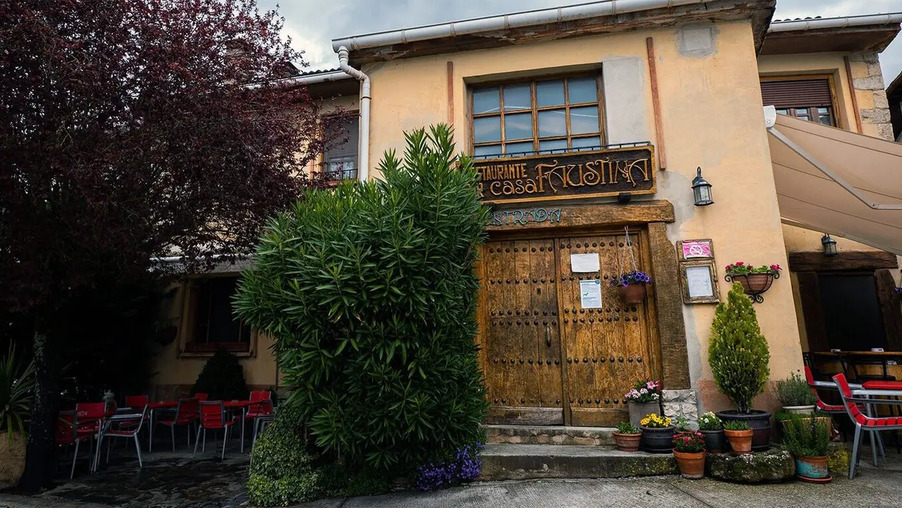 Platos al centro: el restaurante a 2 horas de Zaragoza con comida ilimitada