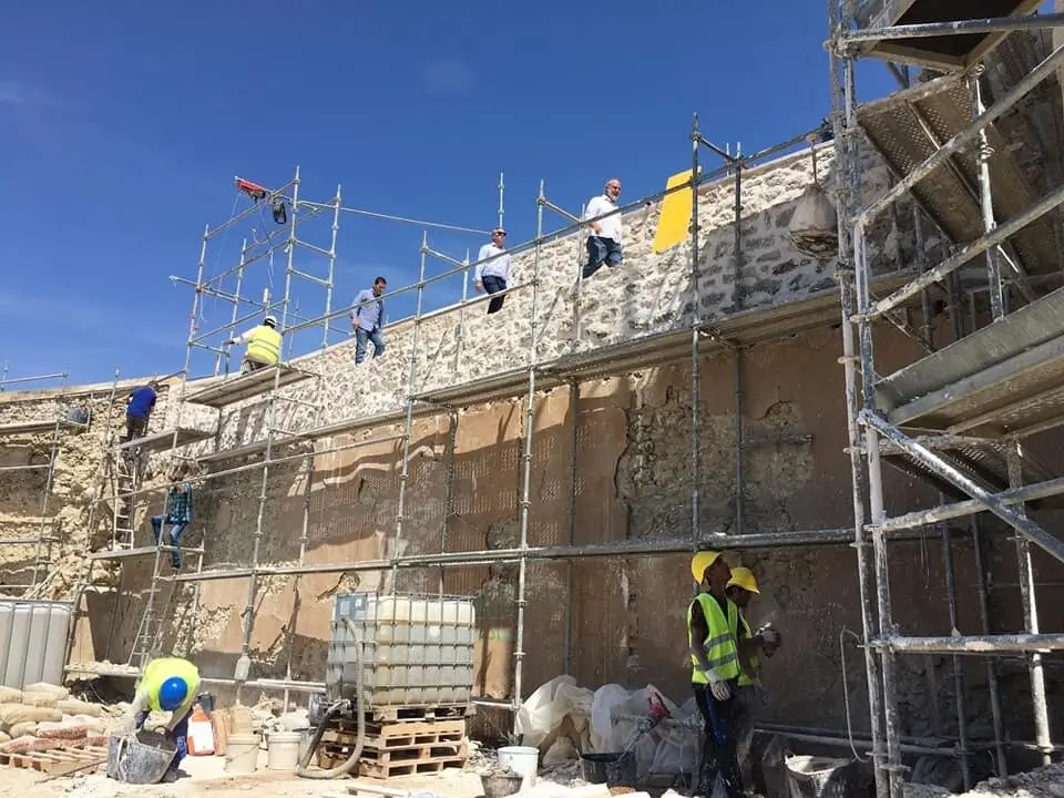 Obras en parte del Conjunto Fortificado Isl&aacute;mico de Calatayud.