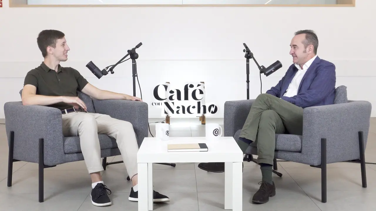 Antonio Garc&iacute;a Lapuente en Un Caf&eacute; con Nacho