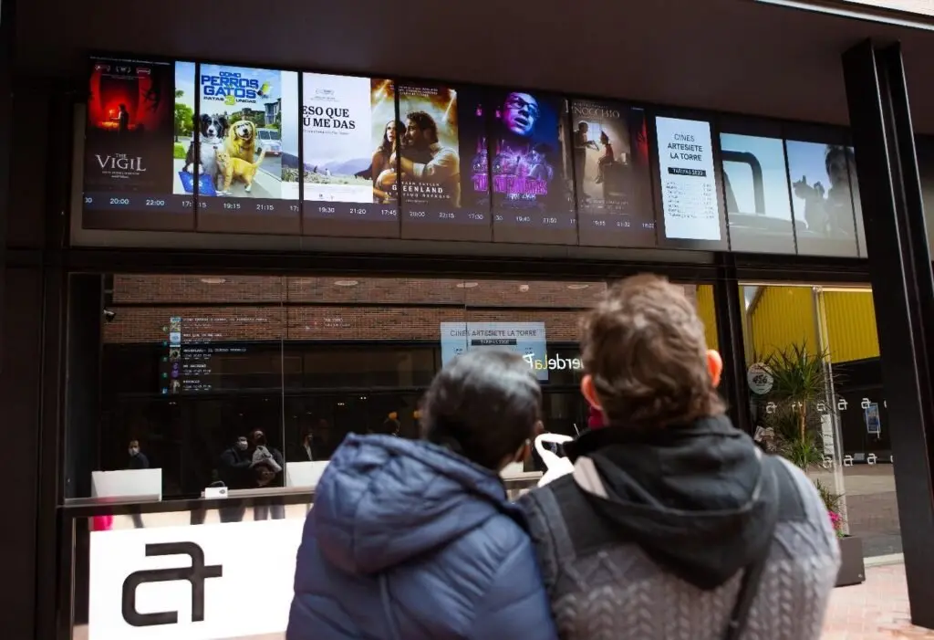 Cine Artesiete La Torre Outlet Zaragoza