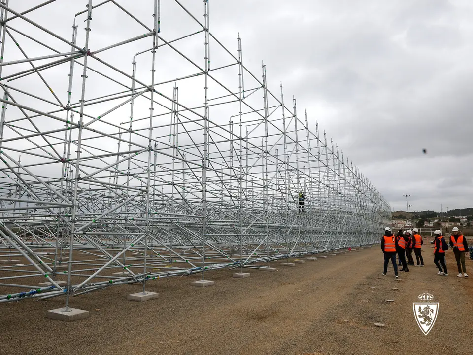 Obras en el Estadio Modular en Parking Norte / Real Zaragoza