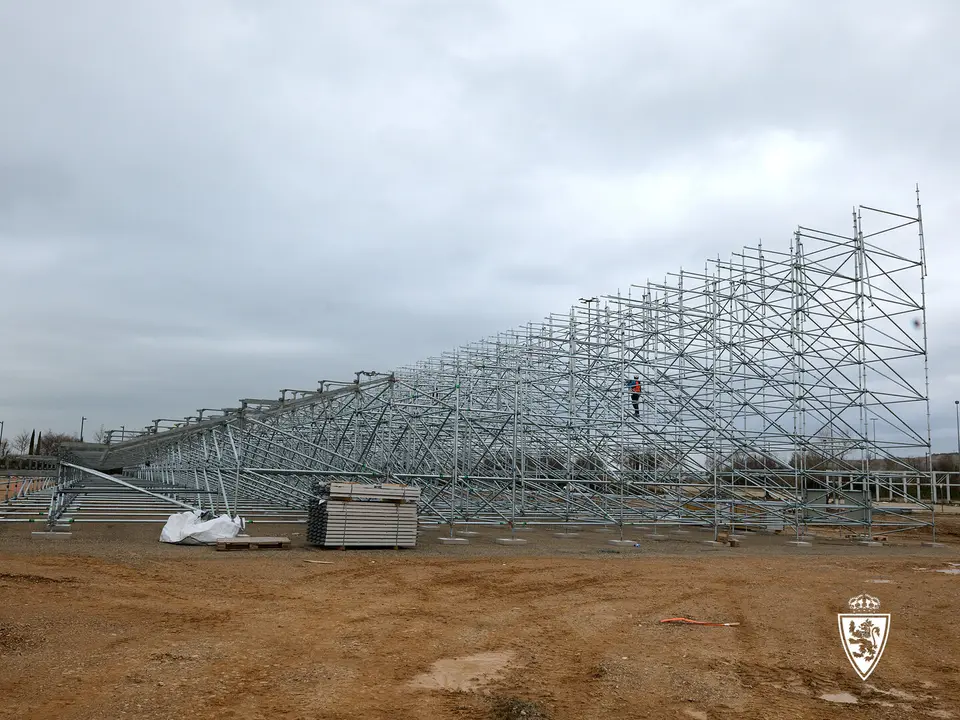 Obras en el Estadio Modular en Parking Norte / Real Zaragoza