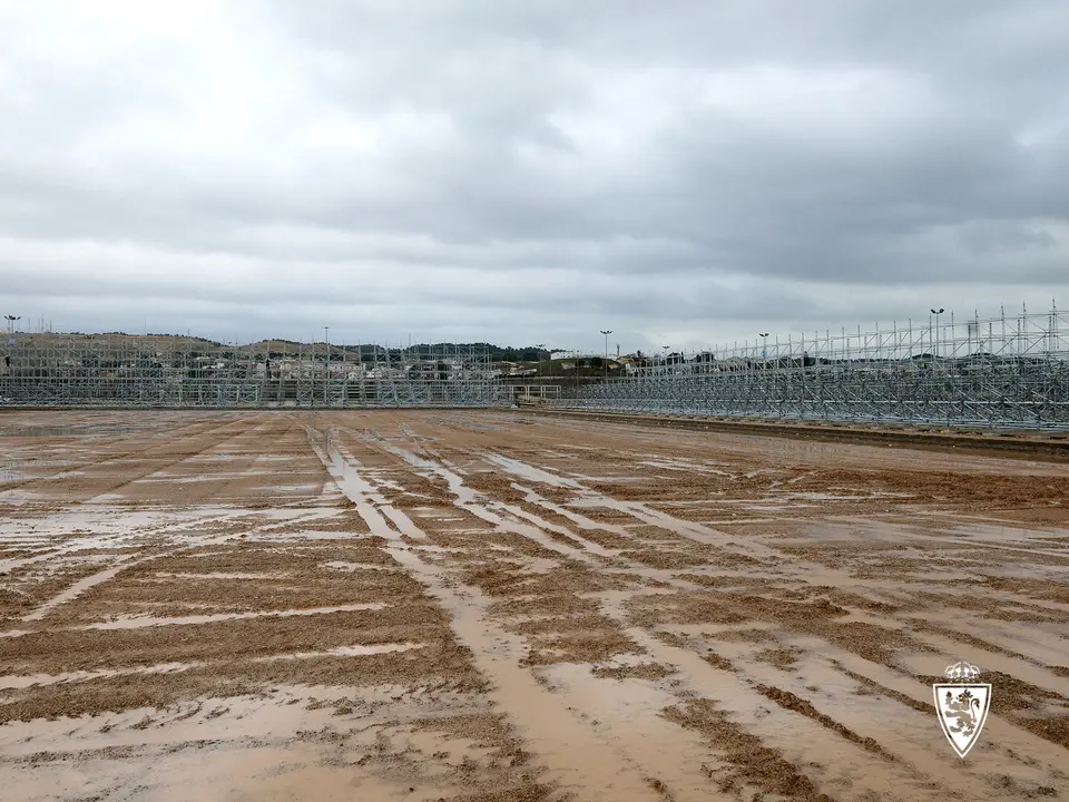 Obras en el Estadio Modular en Parking Norte / Real Zaragoza