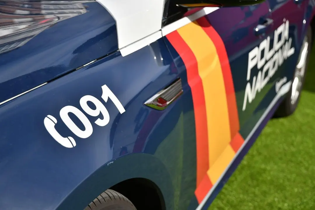 Coche de la Polic&iacute;a Nacional. - POLIC&Iacute;A NACIONAL