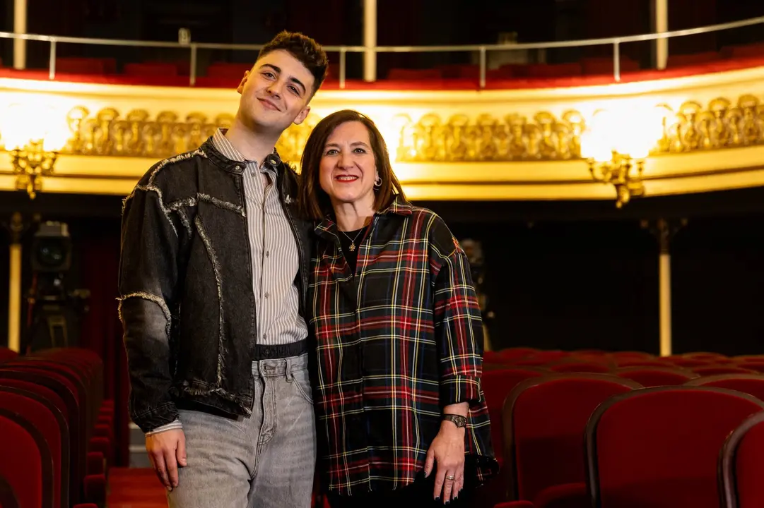 Juanjo Bona estrena su primer disco en el Teatro Principal