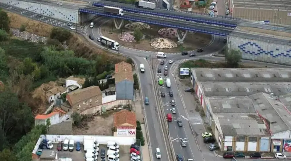 Paso subterr&aacute;neo de la Z40 y la A68