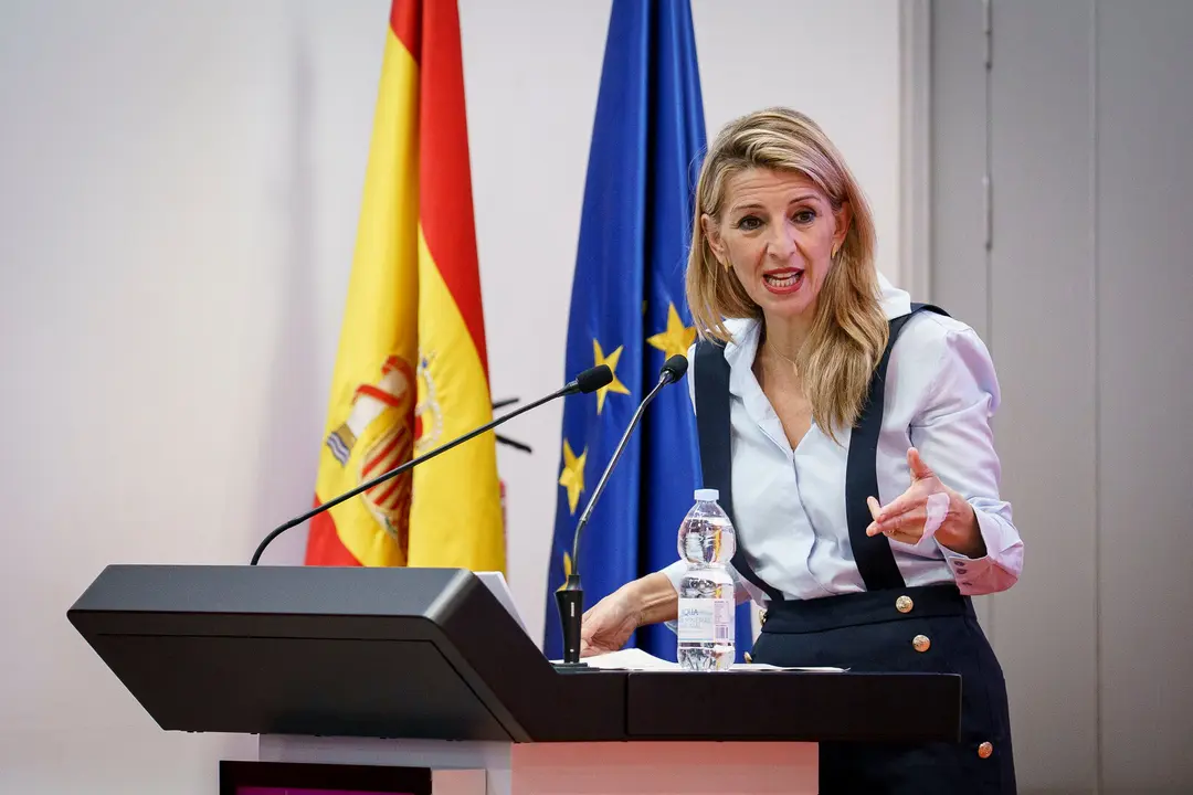 La vicepresidenta del Gobierno, Yolanda D&iacute;az, en un acto en la Fundaci&oacute;n ONCE