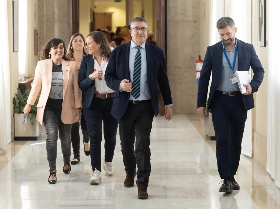 El portavoz del PSOE en el Congreso, Patxi L&oacute;pez, a su llegada a una reuni&oacute;n de la Junta de Portavoces, en el Congreso de los Diputados, a 8 de abril de 2025, en Madrid (Espa&ntilde;a). / EP