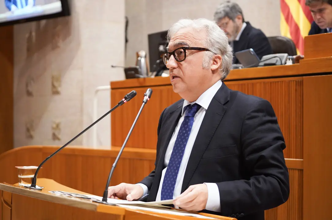 El consejero de Agricultura, Javier Rinc&oacute;n